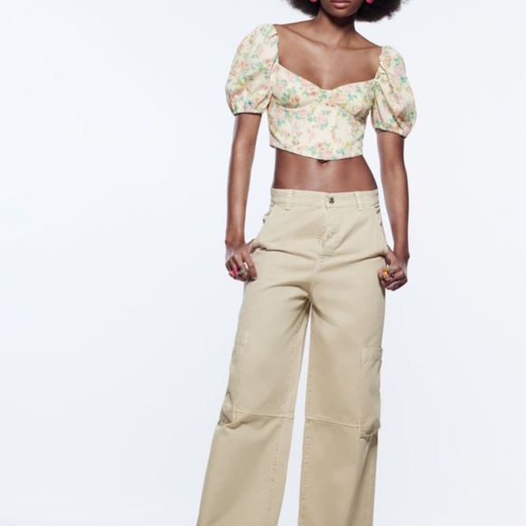 ZARA Floral Puff Sleeves Top - Picture 5 of 12